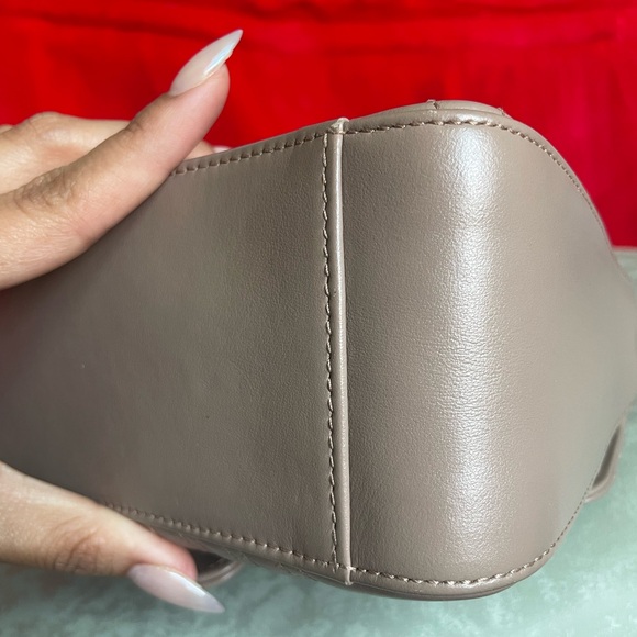 GG Marmont Mini Top Handle Bag - Picture 10 of 13